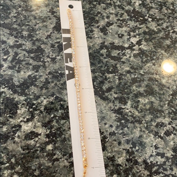 New 14k Gold Plated Tennis Bracelet 6.5" inches - Picture 13 of 16